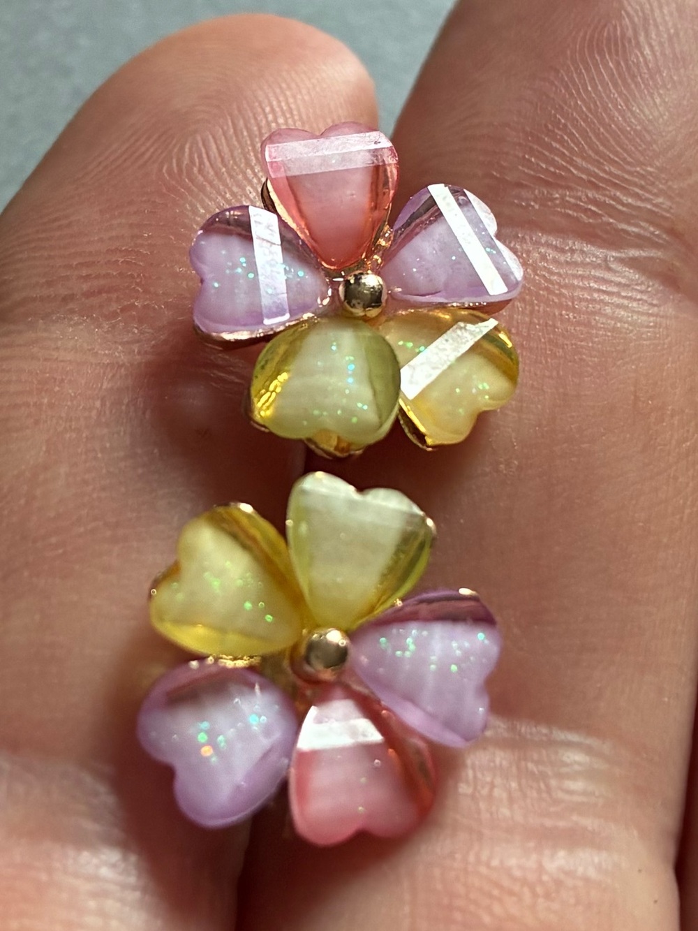 🌸 Pastel Floral Heart Petal Stud Earrings - Multicolor